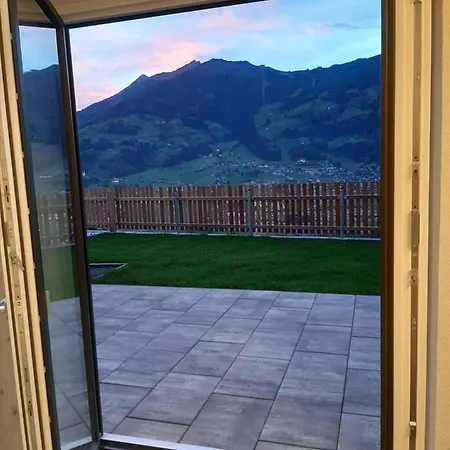 Apart Leonie Hart im Zillertal Exterior photo